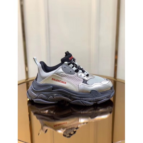 Balenciaga TripleS Sneakers BSTS5665489 